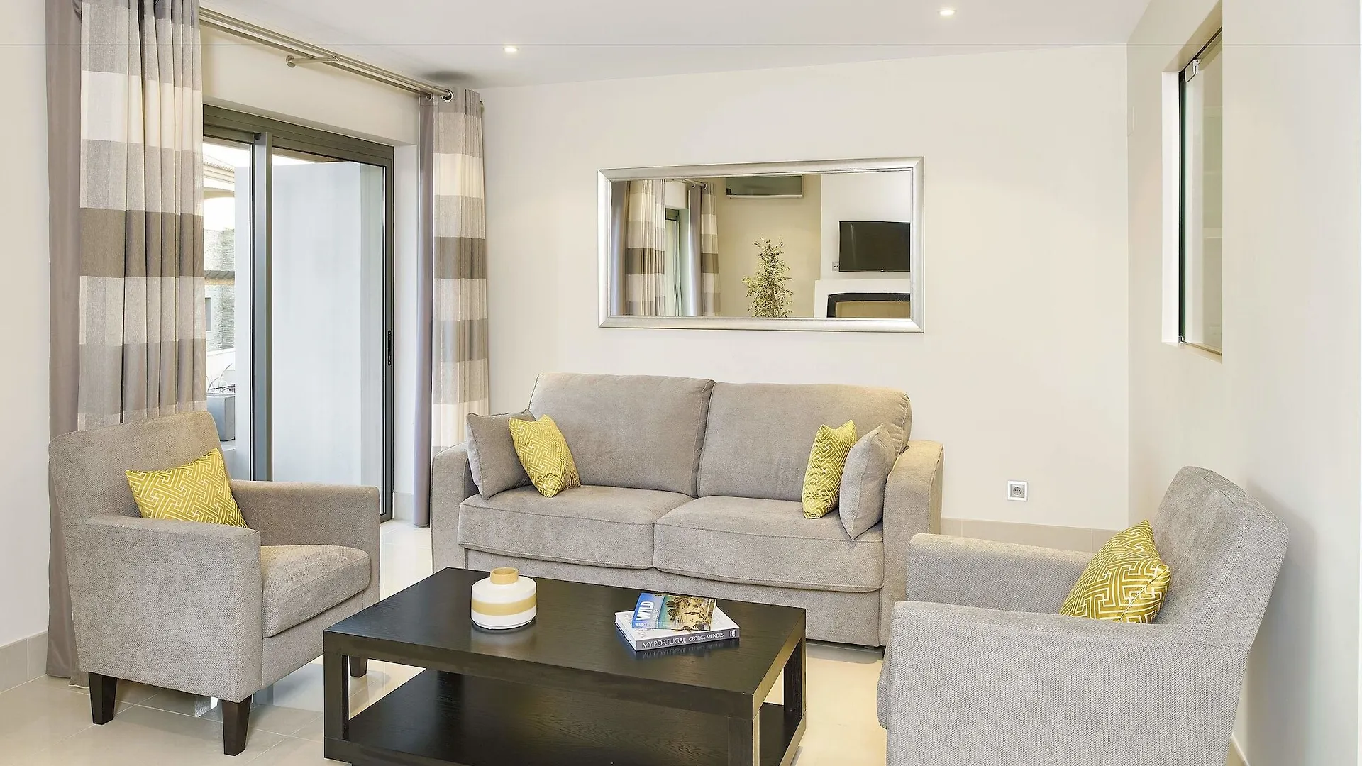 Pine Hills Vilamoura Quarteira 4*,